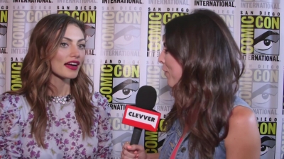 Phoebe_Tonkin_Interview__The_Originals__Interview_-_Comic_Con_2016_0377.jpg