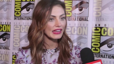 Phoebe_Tonkin_Interview__The_Originals__Interview_-_Comic_Con_2016_0429.jpg
