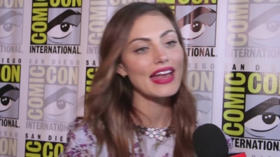 Phoebe_Tonkin_Interview__The_Originals__Interview_-_Comic_Con_2016_0434.jpg