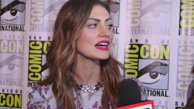 Phoebe_Tonkin_Interview__The_Originals__Interview_-_Comic_Con_2016_0501.jpg