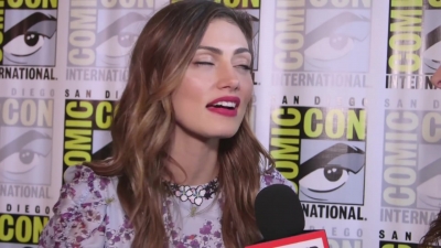 Phoebe_Tonkin_Interview__The_Originals__Interview_-_Comic_Con_2016_0523.jpg