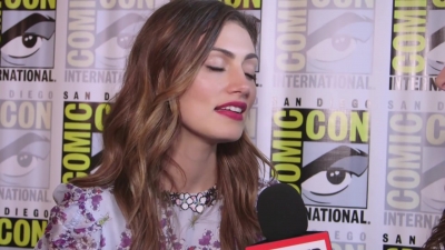 Phoebe_Tonkin_Interview__The_Originals__Interview_-_Comic_Con_2016_0531.jpg