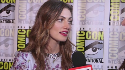 Phoebe_Tonkin_Interview__The_Originals__Interview_-_Comic_Con_2016_0534.jpg