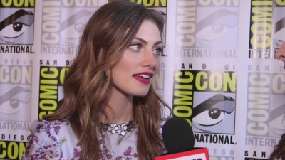Phoebe_Tonkin_Interview__The_Originals__Interview_-_Comic_Con_2016_0537.jpg