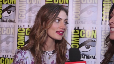 Phoebe_Tonkin_Interview__The_Originals__Interview_-_Comic_Con_2016_0557.jpg