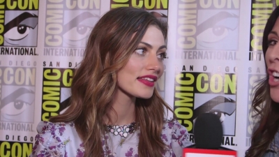 Phoebe_Tonkin_Interview__The_Originals__Interview_-_Comic_Con_2016_0559.jpg