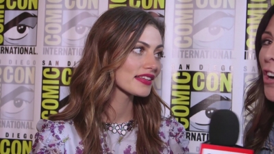 Phoebe_Tonkin_Interview__The_Originals__Interview_-_Comic_Con_2016_0561.jpg