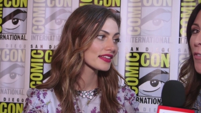 Phoebe_Tonkin_Interview__The_Originals__Interview_-_Comic_Con_2016_0562.jpg