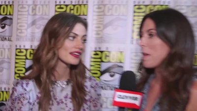 Phoebe_Tonkin_Interview__The_Originals__Interview_-_Comic_Con_2016_0566.jpg