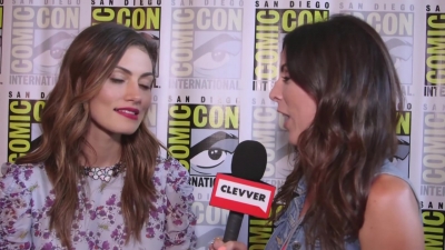 Phoebe_Tonkin_Interview__The_Originals__Interview_-_Comic_Con_2016_0595.jpg