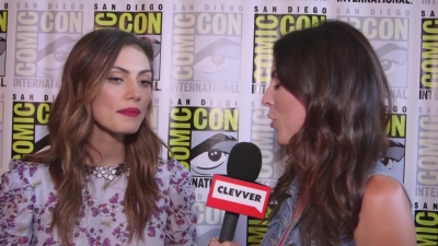 Phoebe_Tonkin_Interview__The_Originals__Interview_-_Comic_Con_2016_0613.jpg
