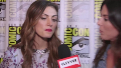 Phoebe_Tonkin_Interview__The_Originals__Interview_-_Comic_Con_2016_0624.jpg