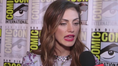 Phoebe_Tonkin_Interview__The_Originals__Interview_-_Comic_Con_2016_0632.jpg