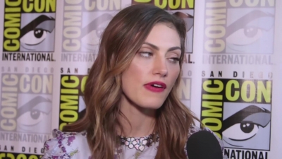 Phoebe_Tonkin_Interview__The_Originals__Interview_-_Comic_Con_2016_0644.jpg