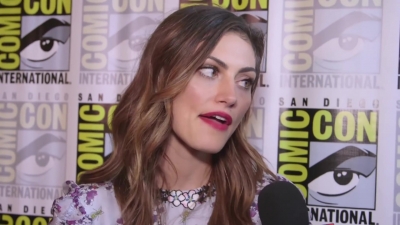 Phoebe_Tonkin_Interview__The_Originals__Interview_-_Comic_Con_2016_0646.jpg