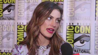 Phoebe_Tonkin_Interview__The_Originals__Interview_-_Comic_Con_2016_0650.jpg