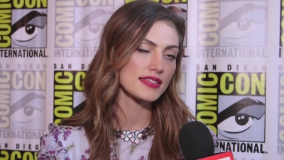Phoebe_Tonkin_Interview__The_Originals__Interview_-_Comic_Con_2016_0655.jpg
