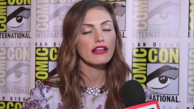 Phoebe_Tonkin_Interview__The_Originals__Interview_-_Comic_Con_2016_0661.jpg