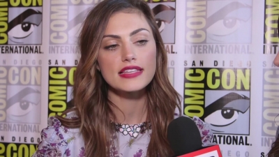 Phoebe_Tonkin_Interview__The_Originals__Interview_-_Comic_Con_2016_0672.jpg