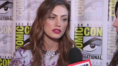 Phoebe_Tonkin_Interview__The_Originals__Interview_-_Comic_Con_2016_0690.jpg
