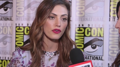 Phoebe_Tonkin_Interview__The_Originals__Interview_-_Comic_Con_2016_0692.jpg