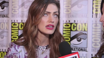 Phoebe_Tonkin_Interview__The_Originals__Interview_-_Comic_Con_2016_0716.jpg