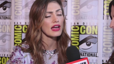 Phoebe_Tonkin_Interview__The_Originals__Interview_-_Comic_Con_2016_0721.jpg