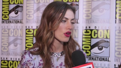 Phoebe_Tonkin_Interview__The_Originals__Interview_-_Comic_Con_2016_0800.jpg