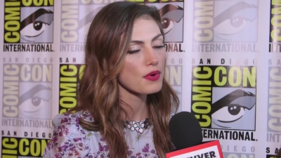 Phoebe_Tonkin_Interview__The_Originals__Interview_-_Comic_Con_2016_0807.jpg