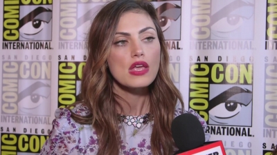 Phoebe_Tonkin_Interview__The_Originals__Interview_-_Comic_Con_2016_0813.jpg