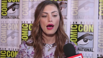 Phoebe_Tonkin_Interview__The_Originals__Interview_-_Comic_Con_2016_0817.jpg