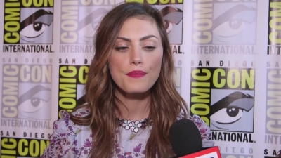 Phoebe_Tonkin_Interview__The_Originals__Interview_-_Comic_Con_2016_0820.jpg