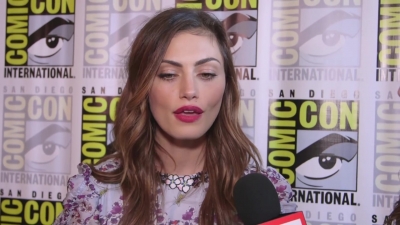 Phoebe_Tonkin_Interview__The_Originals__Interview_-_Comic_Con_2016_0827.jpg