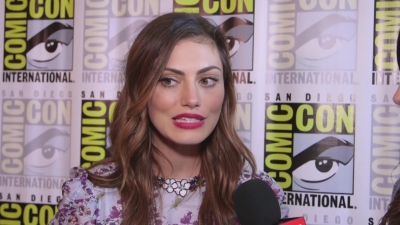 Phoebe_Tonkin_Interview__The_Originals__Interview_-_Comic_Con_2016_0833.jpg