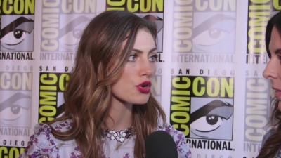 Phoebe_Tonkin_Interview__The_Originals__Interview_-_Comic_Con_2016_0913.jpg