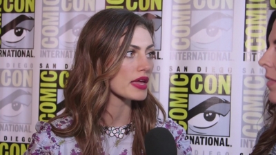 Phoebe_Tonkin_Interview__The_Originals__Interview_-_Comic_Con_2016_0915.jpg