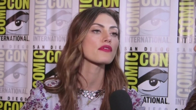 Phoebe_Tonkin_Interview__The_Originals__Interview_-_Comic_Con_2016_0924.jpg