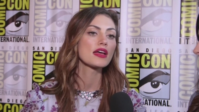 Phoebe_Tonkin_Interview__The_Originals__Interview_-_Comic_Con_2016_0930.jpg