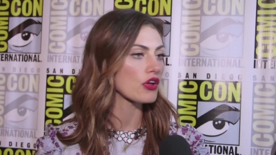 Phoebe_Tonkin_Interview__The_Originals__Interview_-_Comic_Con_2016_0945.jpg