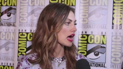 Phoebe_Tonkin_Interview__The_Originals__Interview_-_Comic_Con_2016_0949.jpg