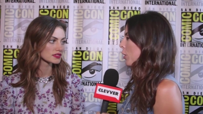 Phoebe_Tonkin_Interview__The_Originals__Interview_-_Comic_Con_2016_1004.jpg