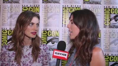 Phoebe_Tonkin_Interview__The_Originals__Interview_-_Comic_Con_2016_1017.jpg