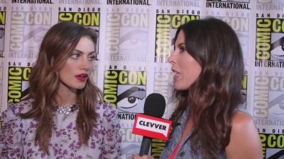 Phoebe_Tonkin_Interview__The_Originals__Interview_-_Comic_Con_2016_1043.jpg