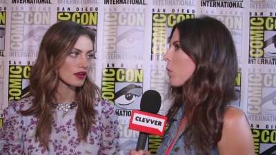 Phoebe_Tonkin_Interview__The_Originals__Interview_-_Comic_Con_2016_1045.jpg