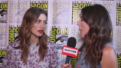 Phoebe_Tonkin_Interview__The_Originals__Interview_-_Comic_Con_2016_1073.jpg