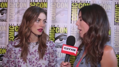Phoebe_Tonkin_Interview__The_Originals__Interview_-_Comic_Con_2016_1079.jpg