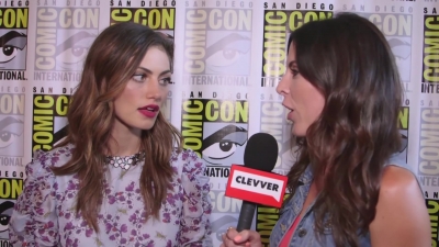 Phoebe_Tonkin_Interview__The_Originals__Interview_-_Comic_Con_2016_1083.jpg