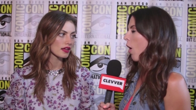 Phoebe_Tonkin_Interview__The_Originals__Interview_-_Comic_Con_2016_1087.jpg
