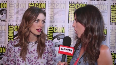 Phoebe_Tonkin_Interview__The_Originals__Interview_-_Comic_Con_2016_1102.jpg