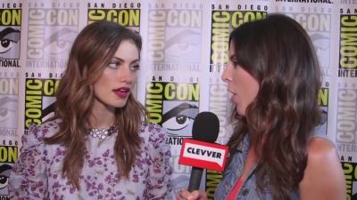Phoebe_Tonkin_Interview__The_Originals__Interview_-_Comic_Con_2016_1104.jpg